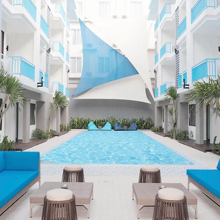 Bloo Bali Hotel Kuta  Exterior photo