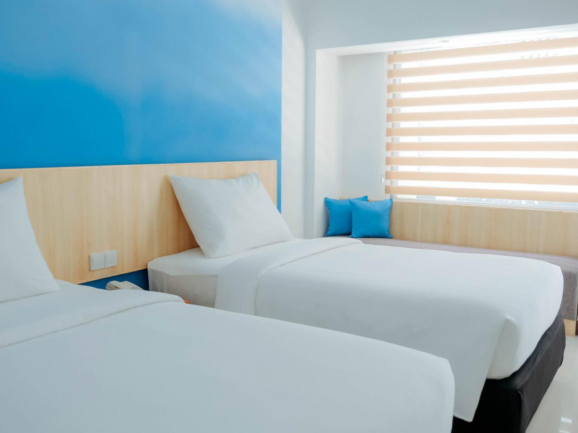 Bloo Bali Hotel Kuta  Exterior photo